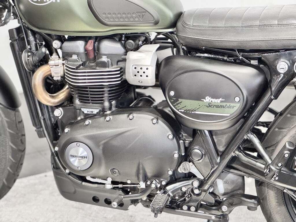 STREET SCRAMBLER 900