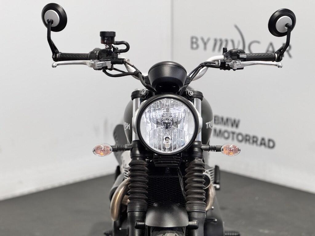 STREET SCRAMBLER 900
