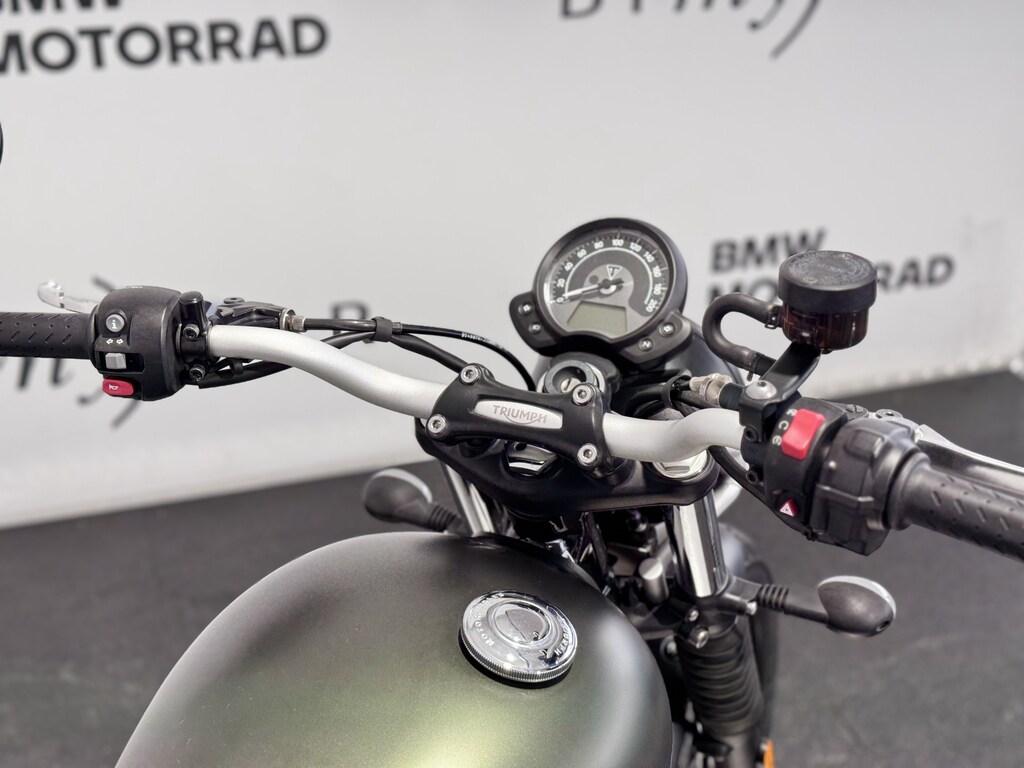 STREET SCRAMBLER 900
