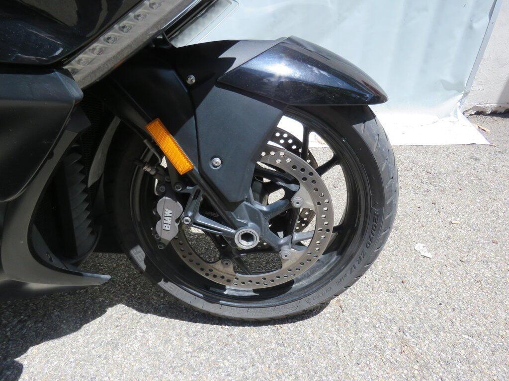 K 1600 B