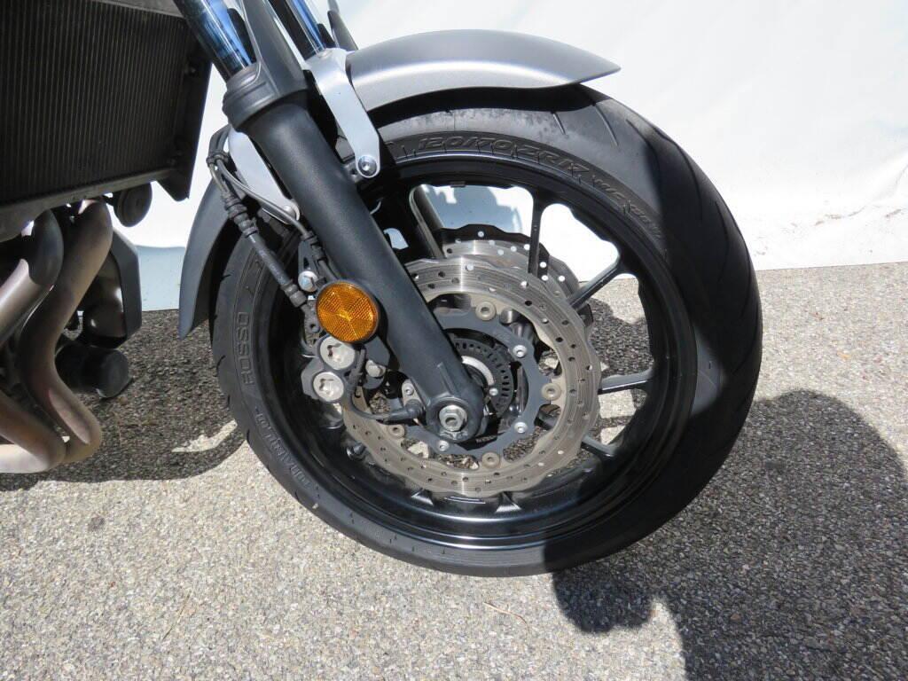 XSR 700