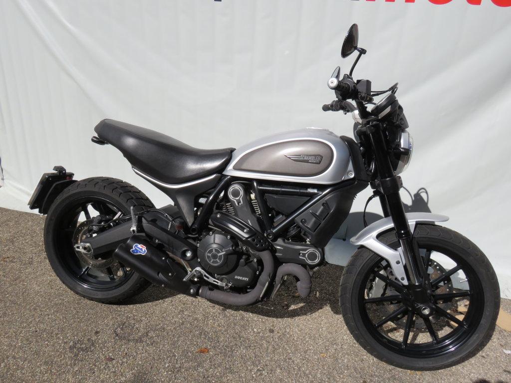 SCRAMBLER 800