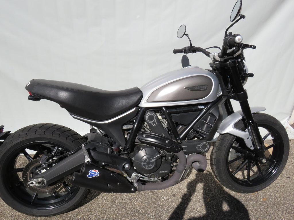 SCRAMBLER 800