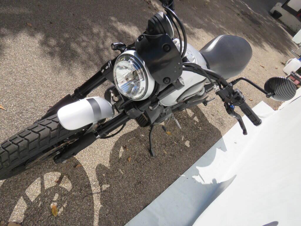 SCRAMBLER 800