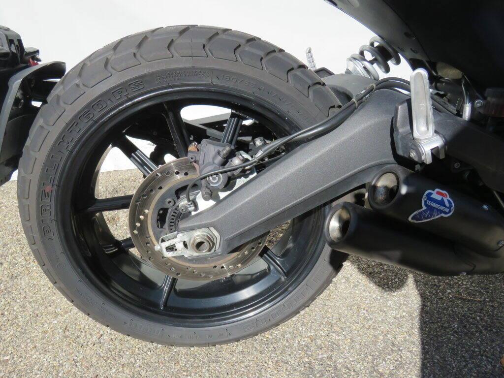 SCRAMBLER 800