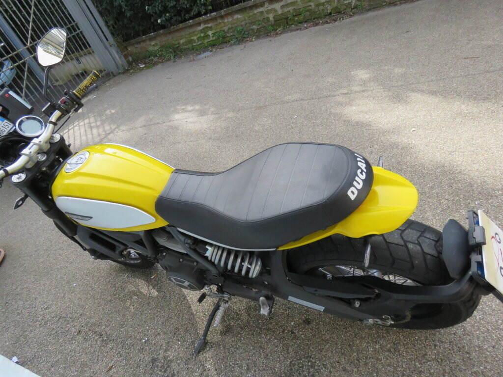 SCRAMBLER 800