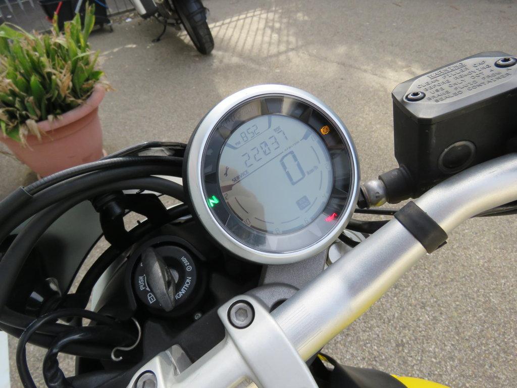 SCRAMBLER 800