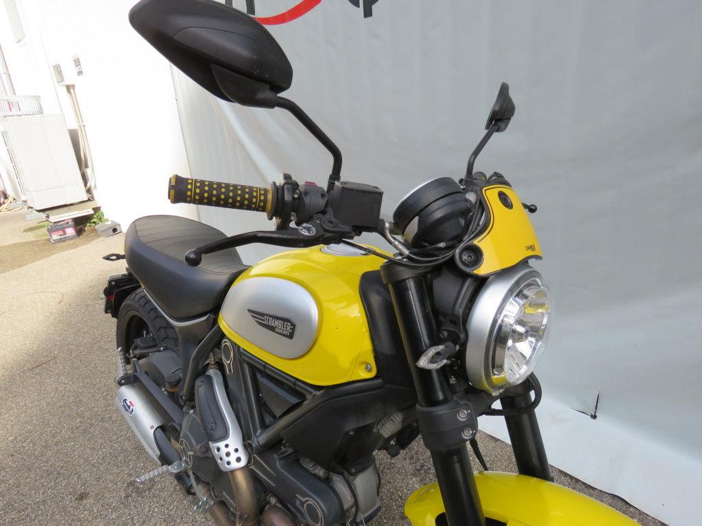 SCRAMBLER 800