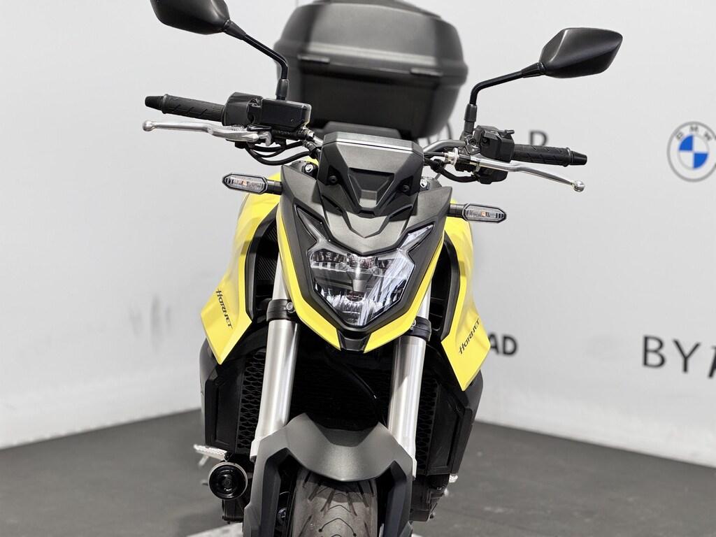 HORNET 750