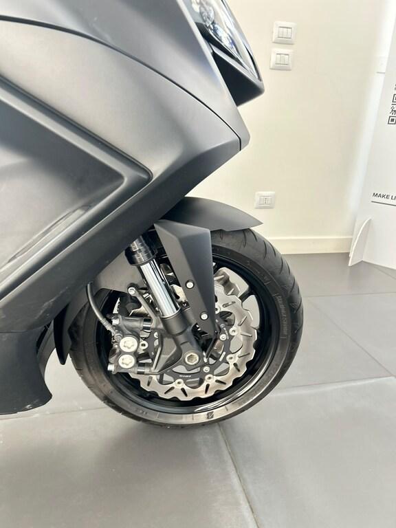 T-MAX 560