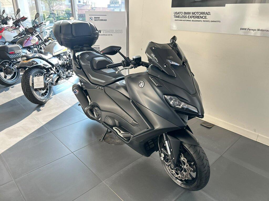 T-MAX 560
