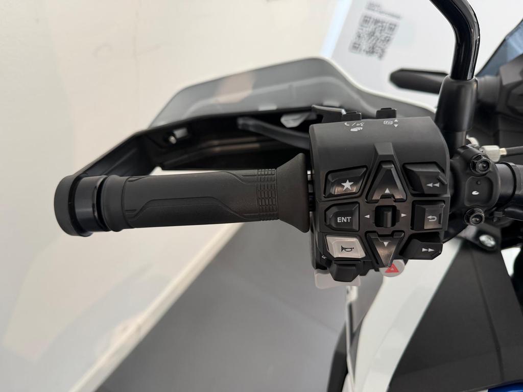 AFRICA TWIN 1100