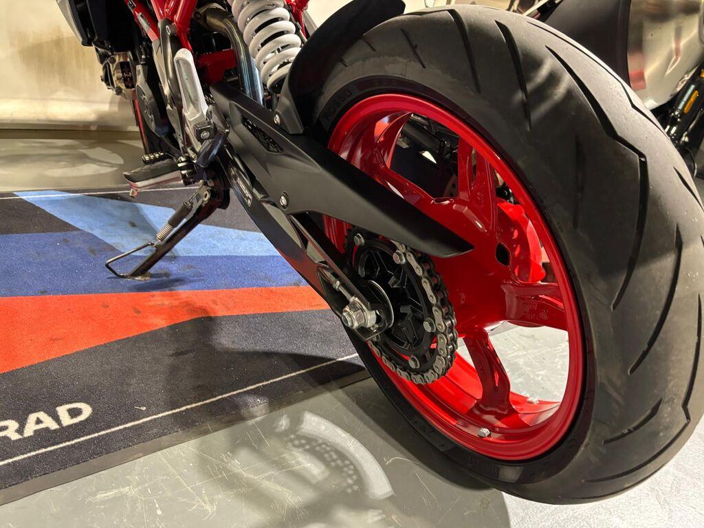 G 310 R