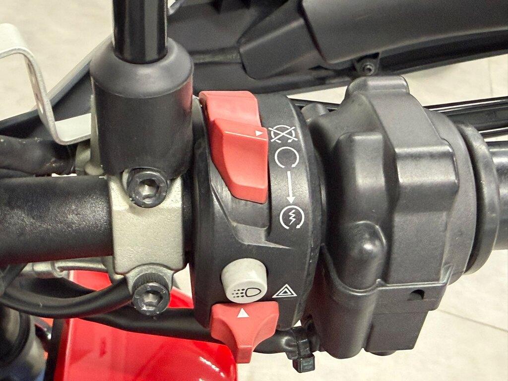 HYPERMOTARD 950