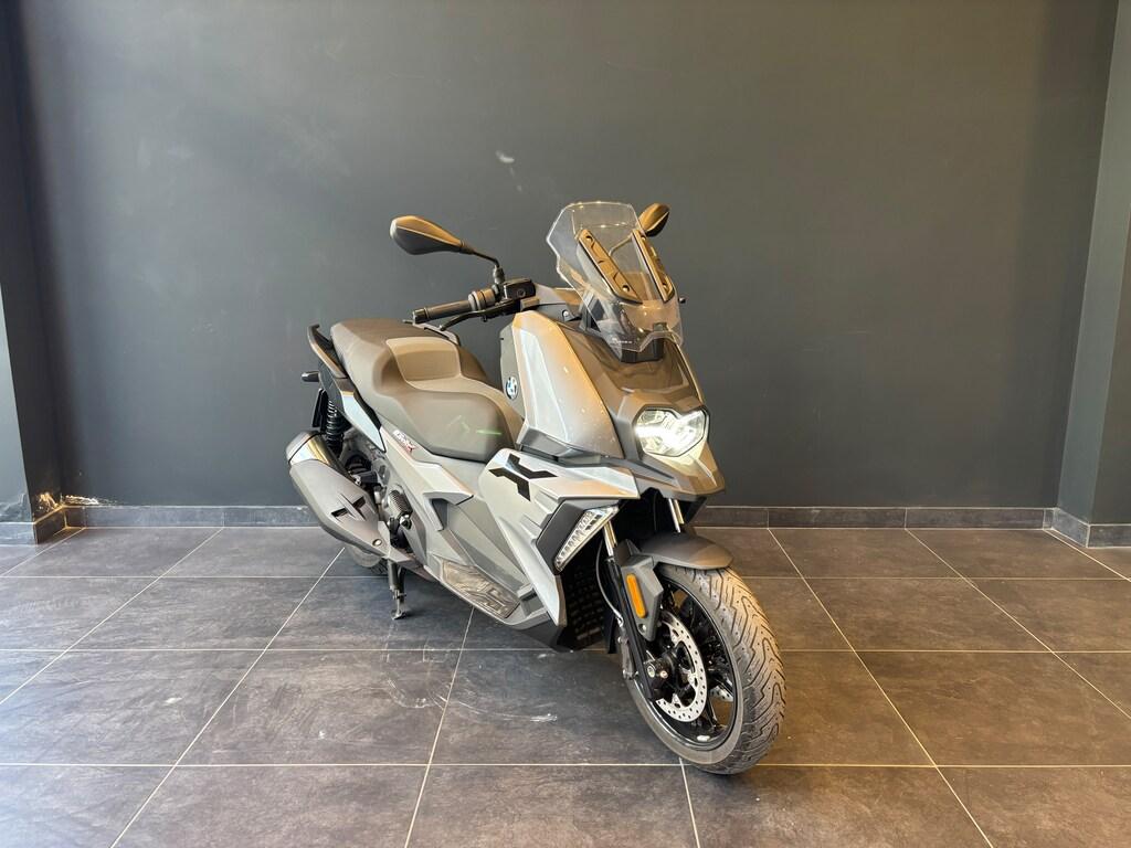C 400 X