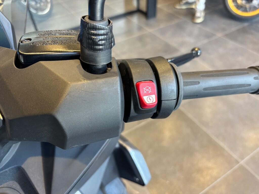 C 400 X