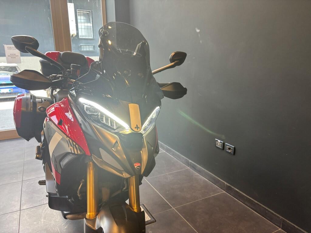 MULTISTRADA V4