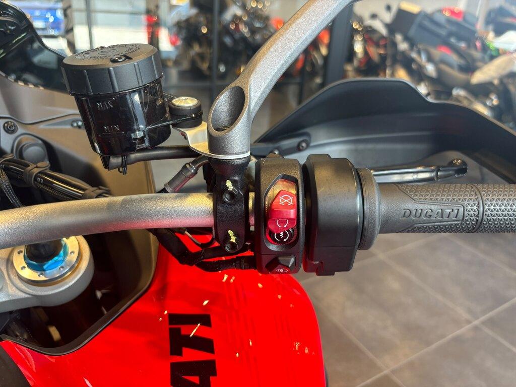 MULTISTRADA V4