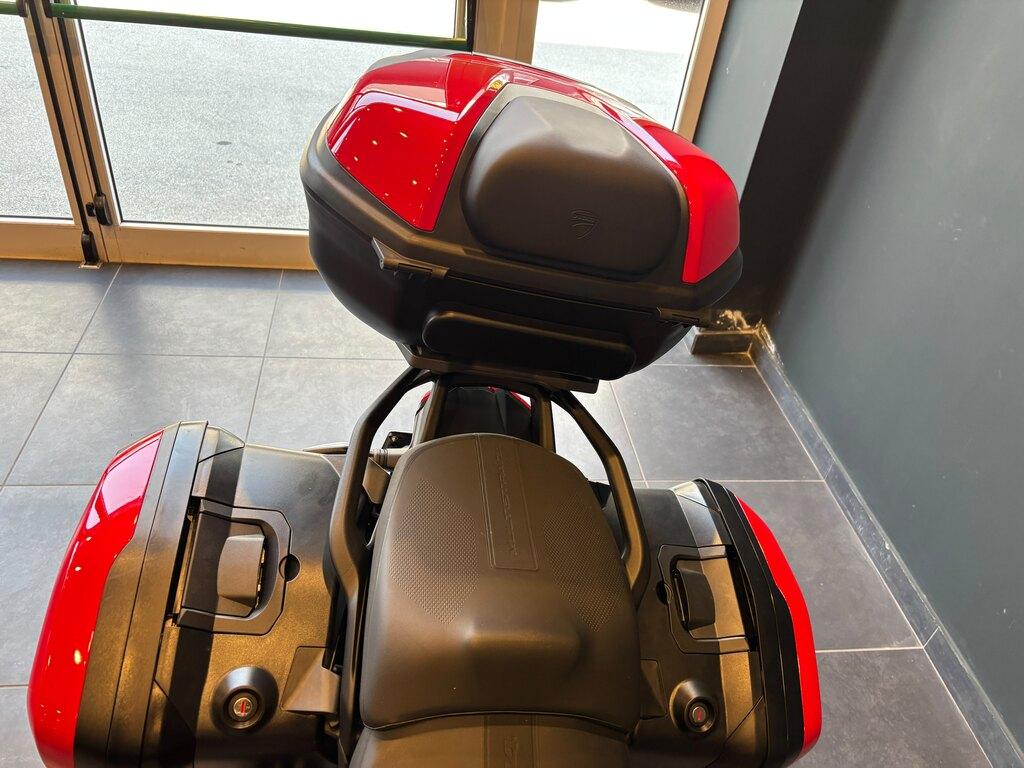 MULTISTRADA V4