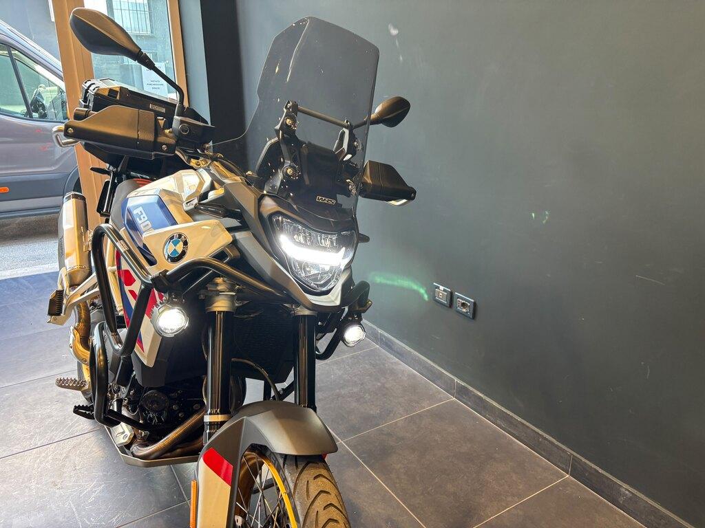 F 900 GS