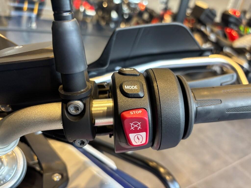 F 900 GS