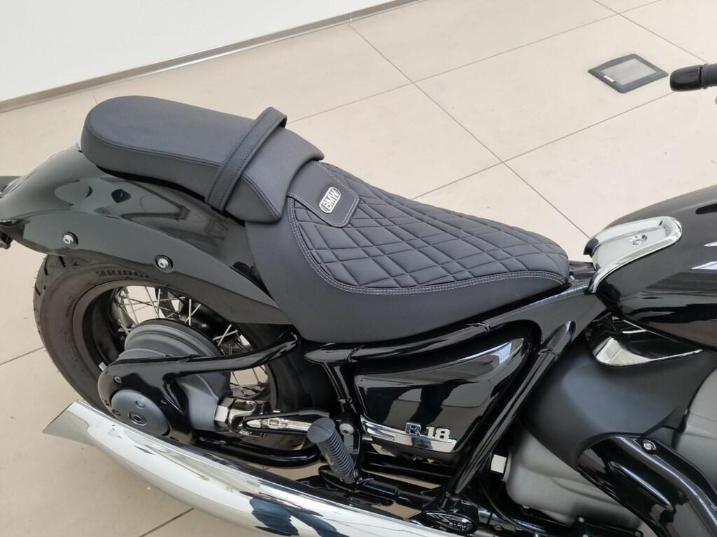 R 18
