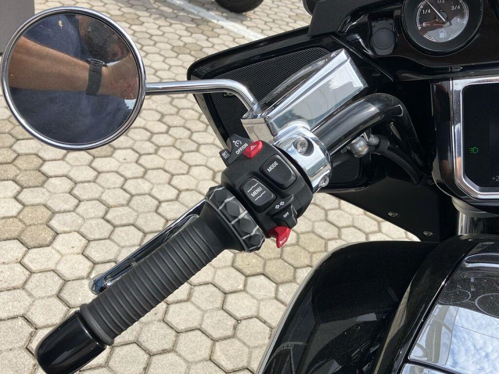 R 18