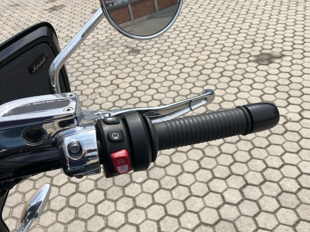 R 18