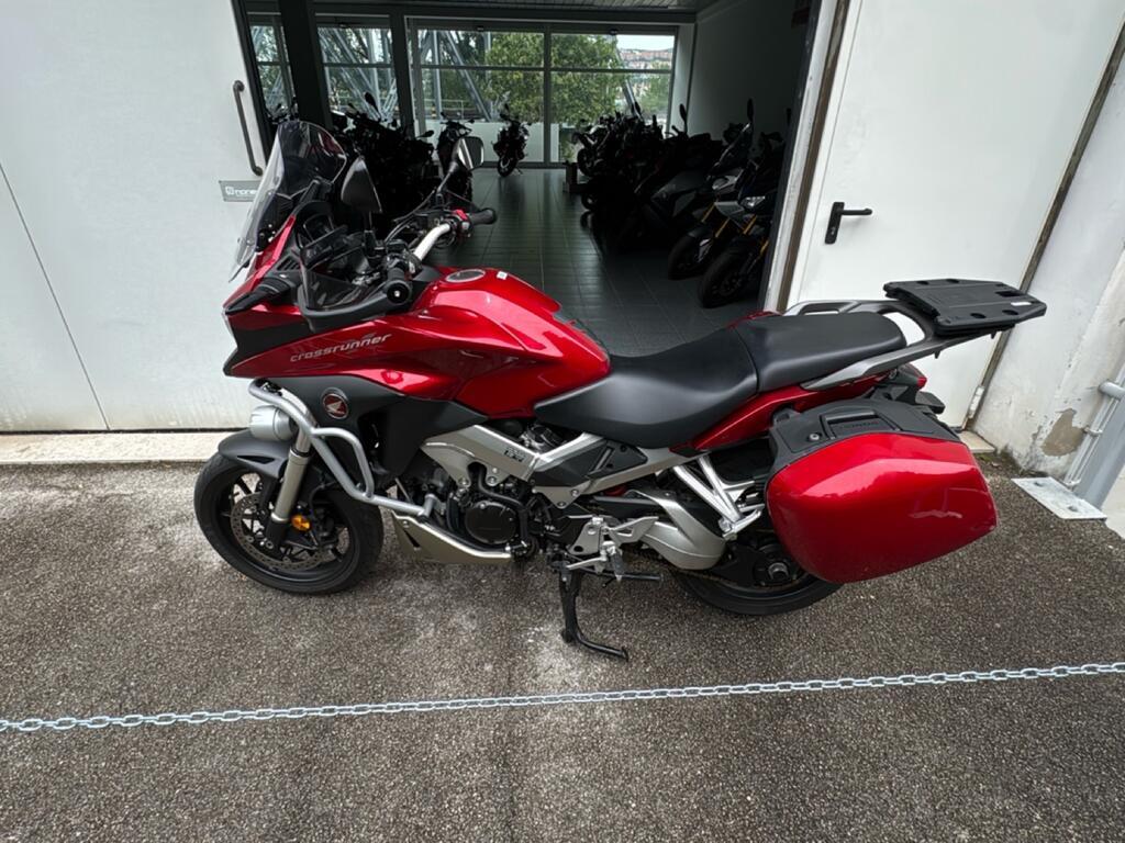 CROSSRUNNER 800