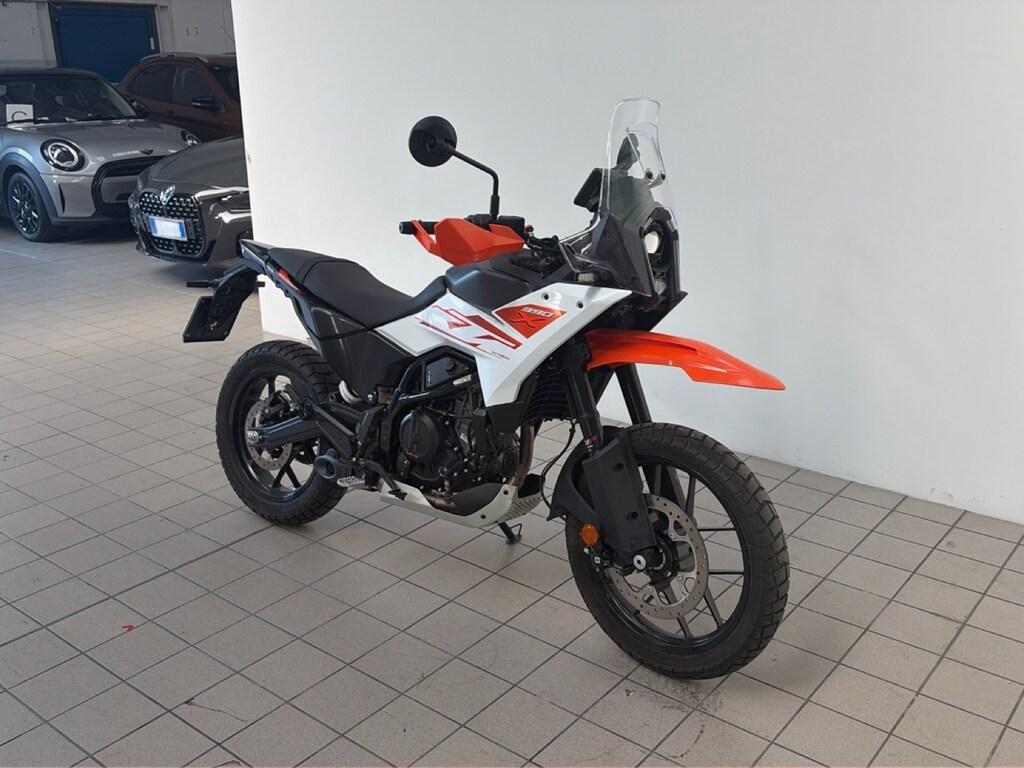 390 ADVENTURE X