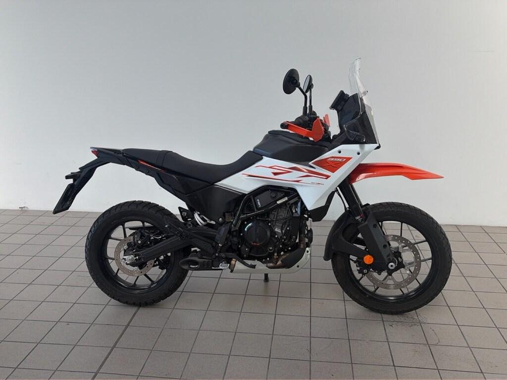 390 ADVENTURE X