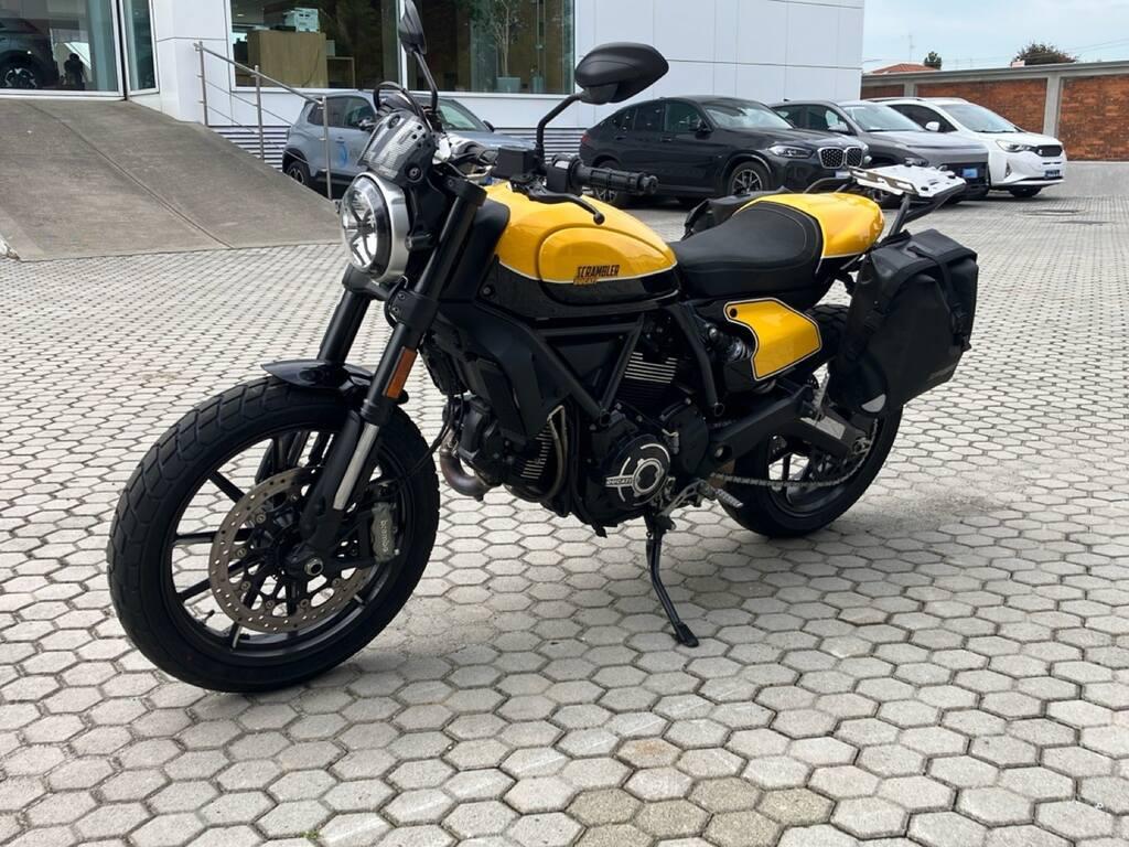 SCRAMBLER 800
