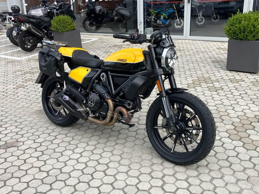 SCRAMBLER 800
