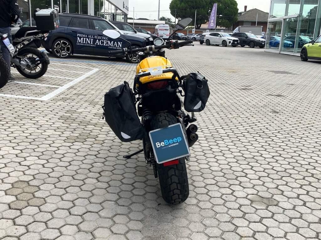 SCRAMBLER 800