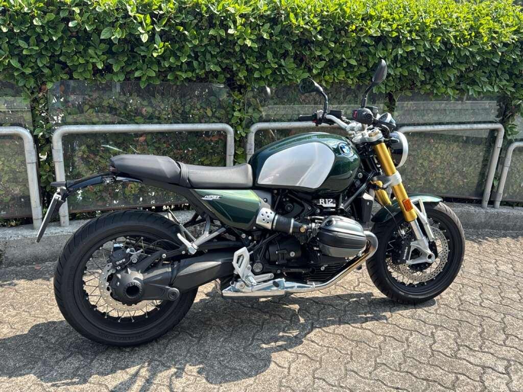 R 12