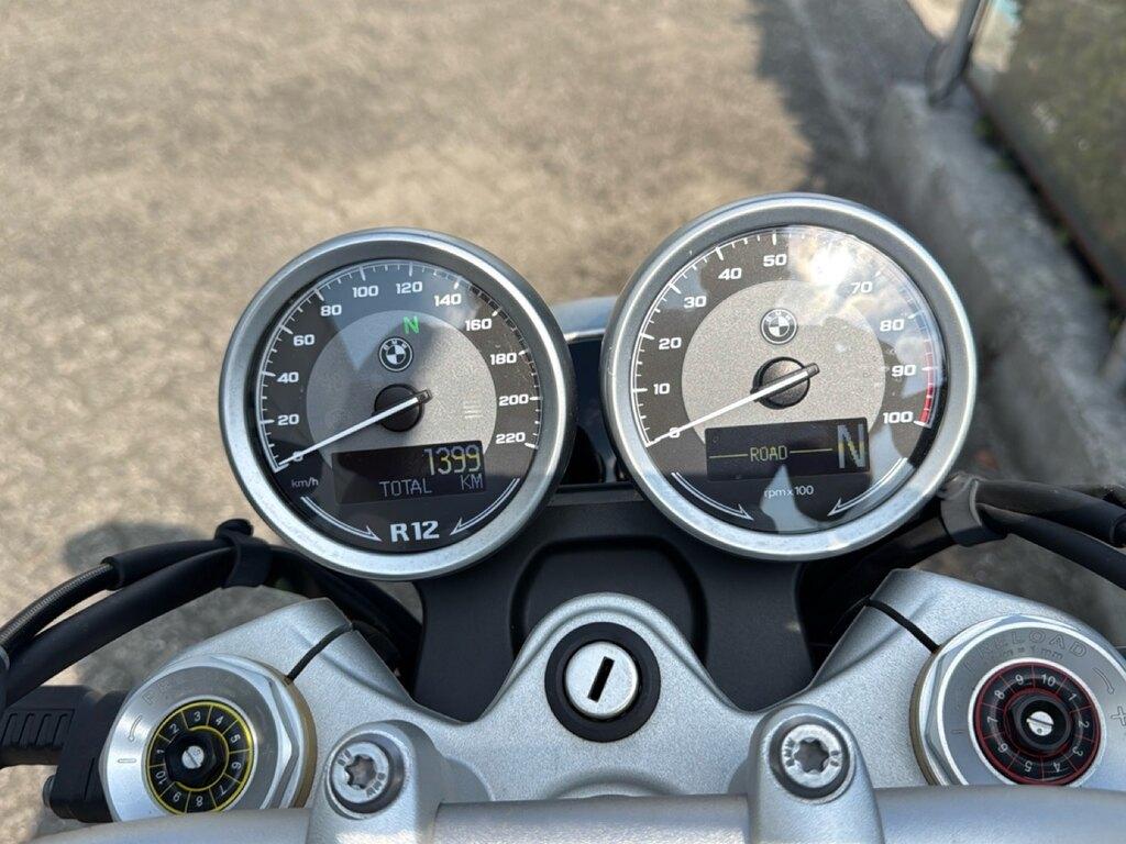 R 12
