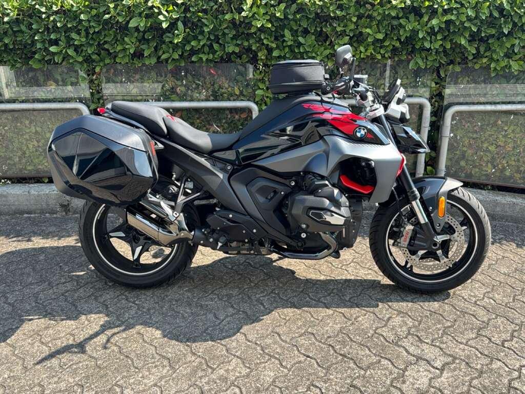 R 1300 R