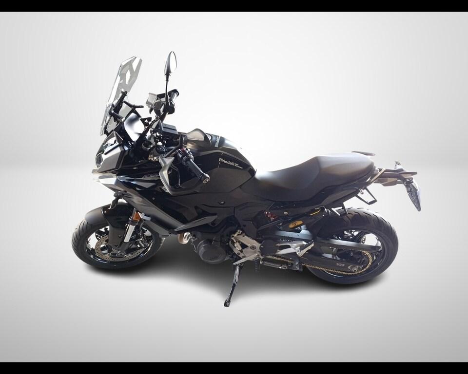 F 900 XR