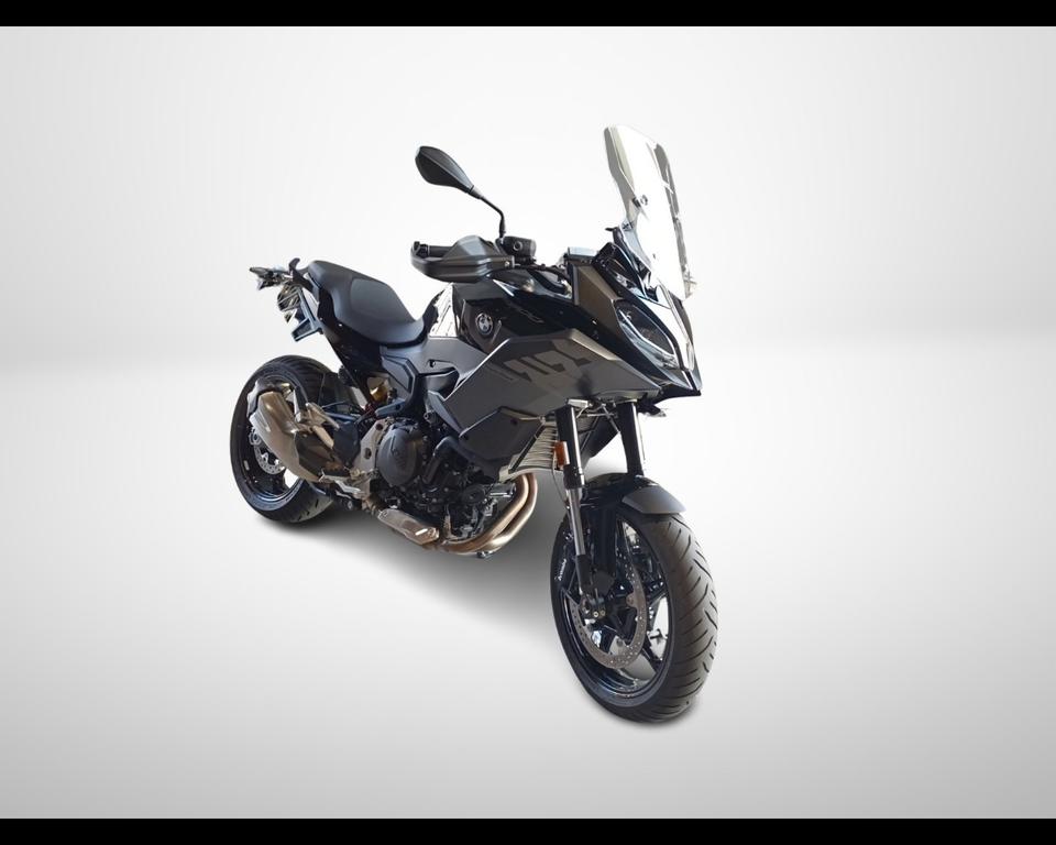 F 900 XR