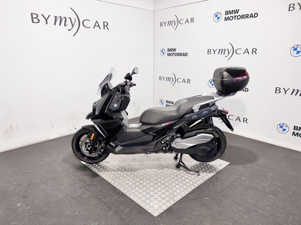C 400 X