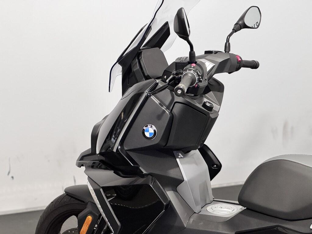 C 400 X