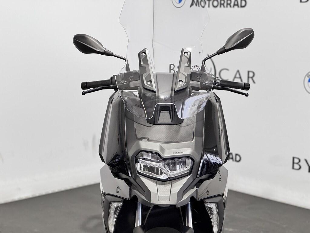 C 400 X