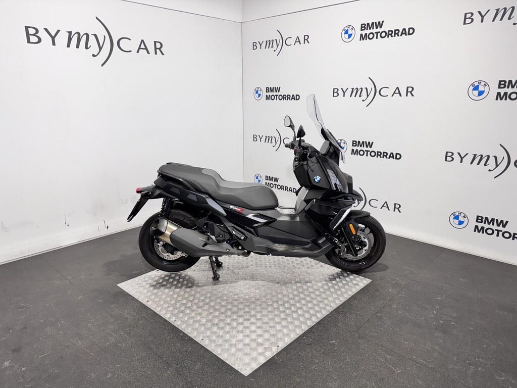 C 400 X