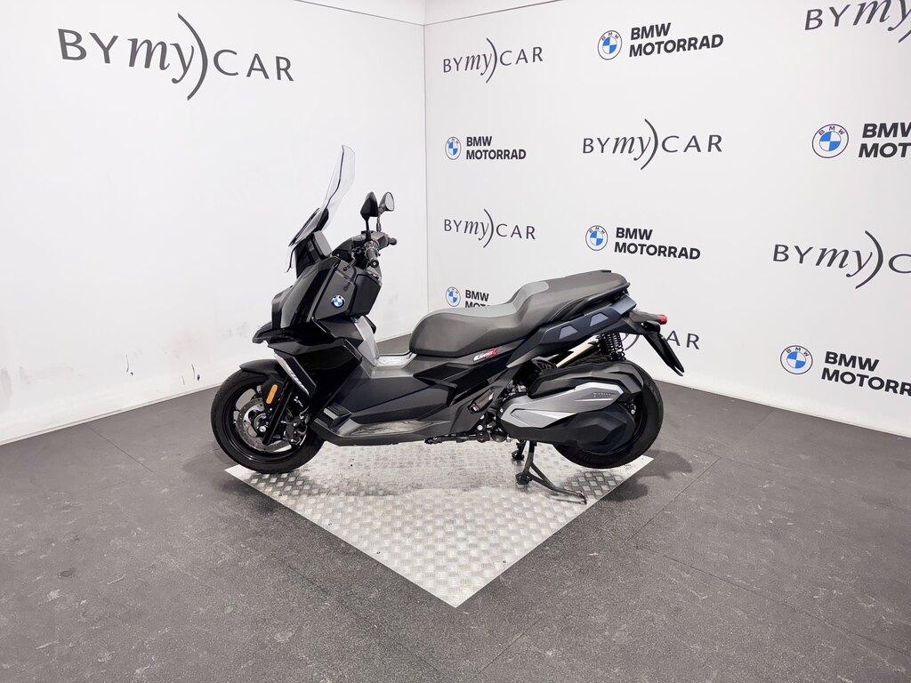 C 400 X