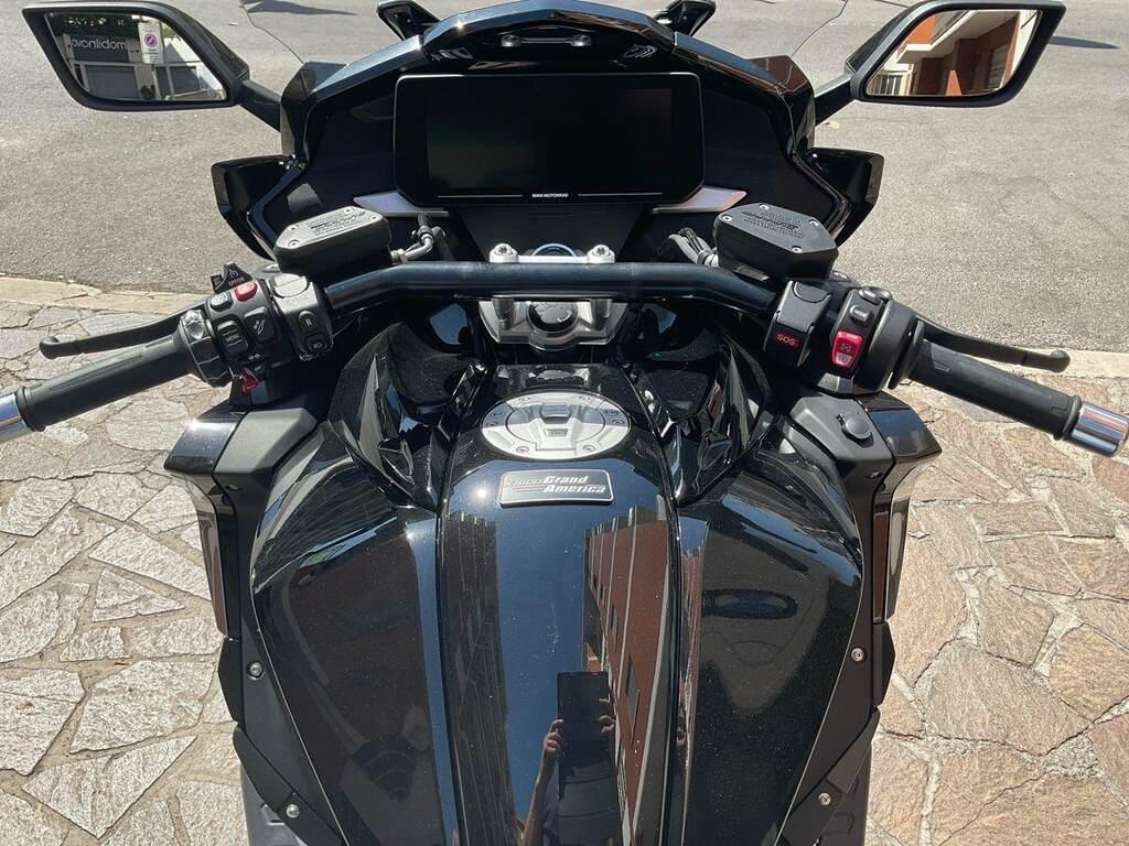 K 1600 B