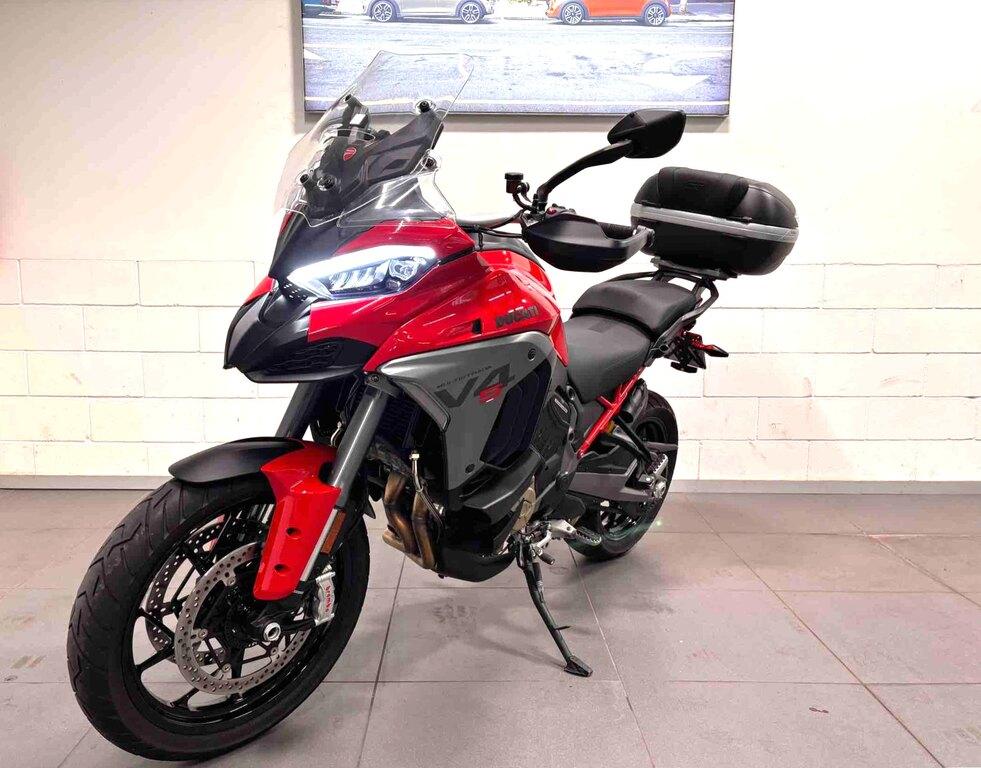 MULTISTRADA V4