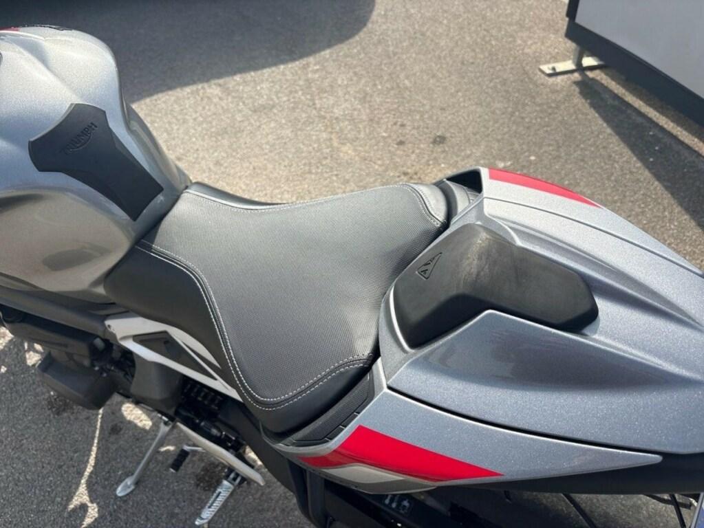 STREET TRIPLE 765