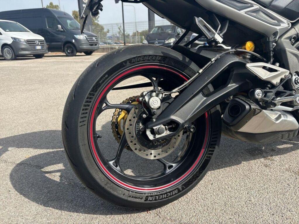 STREET TRIPLE 765
