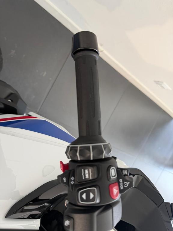 R 1300 RS