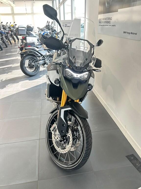 TIGER 900